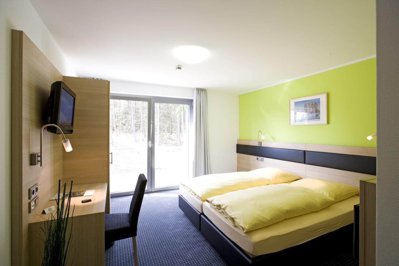 Hotel Und Kongresszentrum Wanderath Baar  Oda fotoğraf