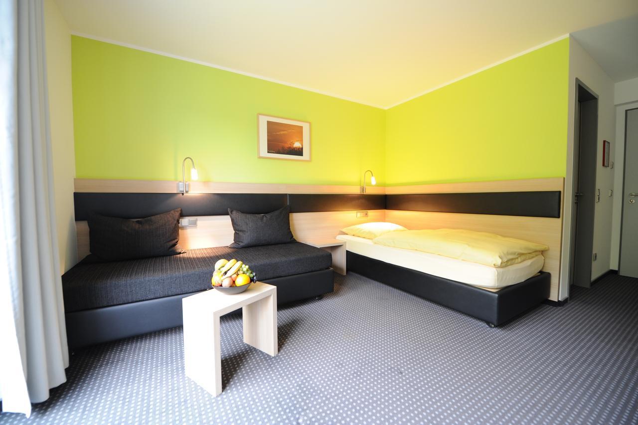Hotel Und Kongresszentrum Wanderath Baar  Oda fotoğraf